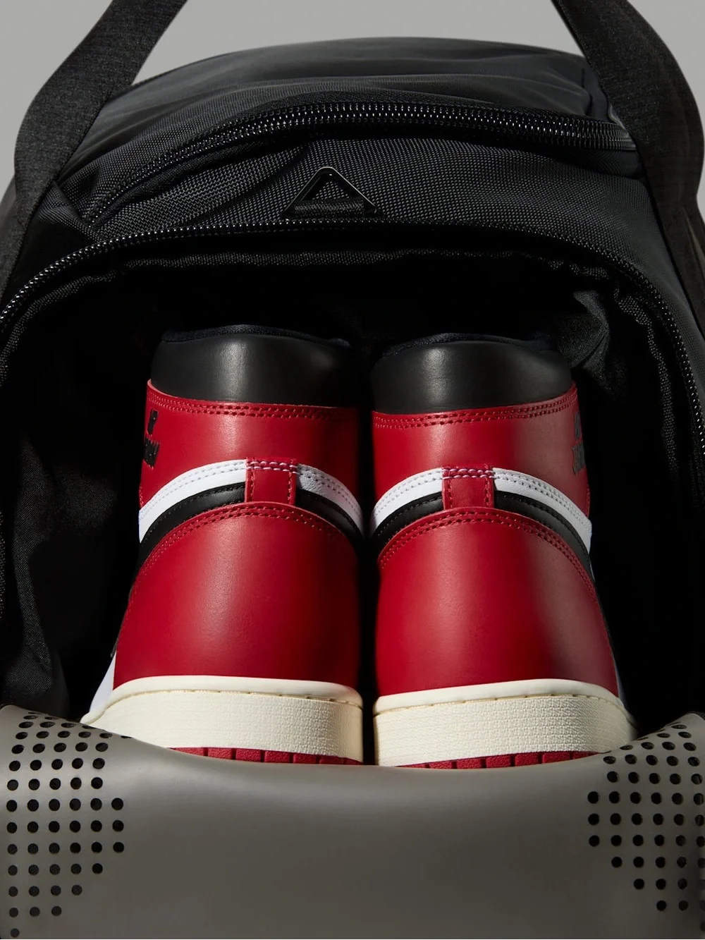 Nike Air Jordan Sport Duffel Bag (47.L) Gym Camping Black MA0913-K25 NWT